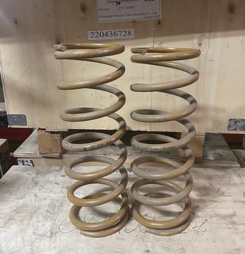 (Уценка) Пружина задняя усиленная Tough Dog для LR Defender 90 1992-2016, Discovery 1 1991-1999 (нагрузка к ПСМ 0-300 кг), лифт 30 мм